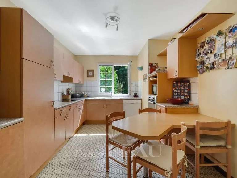 Maison Jouy-en-Josas - 5 chambres - 161m²