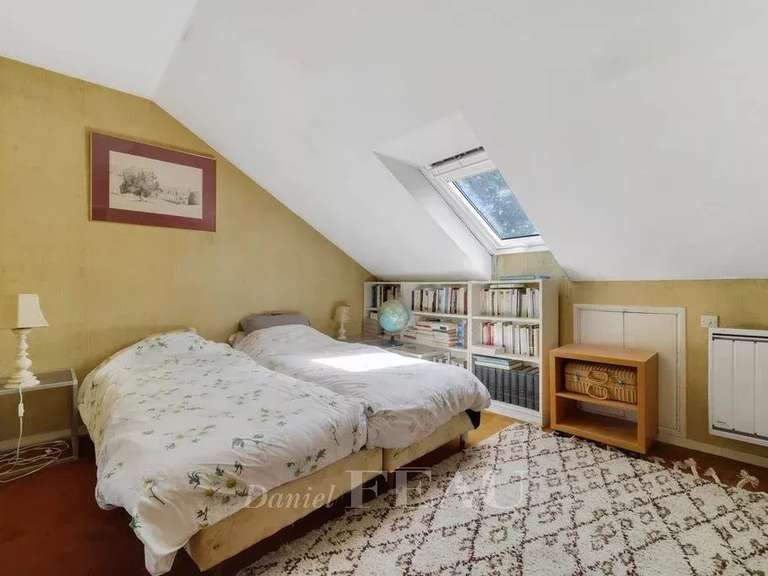 Maison Jouy-en-Josas - 5 chambres - 161m²