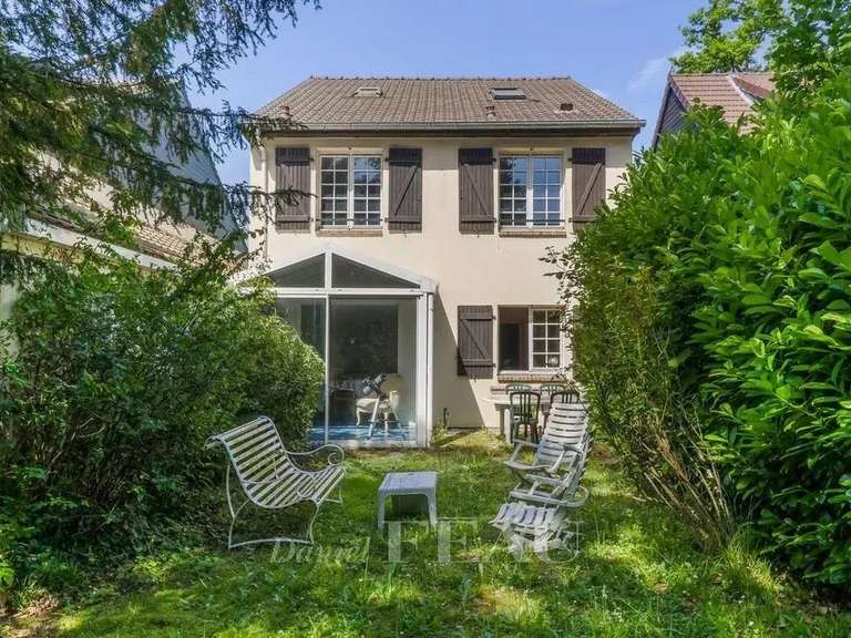Maison Jouy-en-Josas - 5 chambres - 161m²