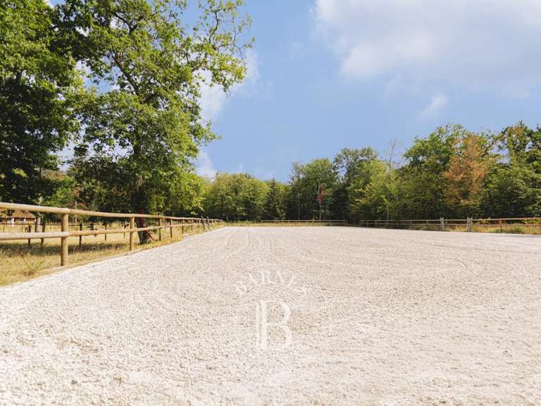 Property Jouy-le-Potier - 3 bedrooms - 270m²
