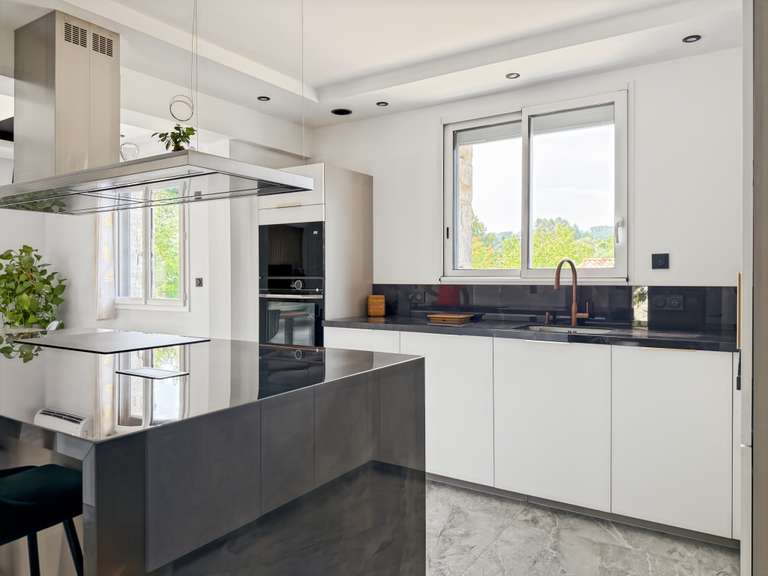 Maison Joyeuse - 6 chambres - 206m²
