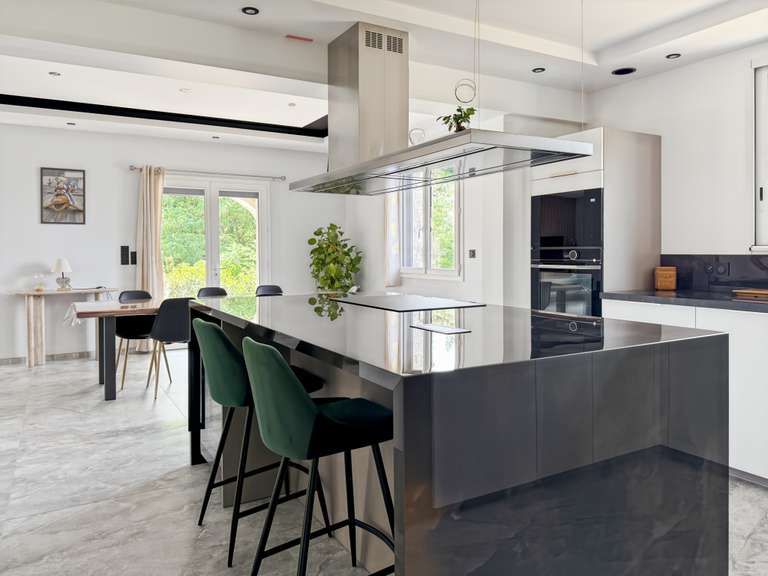 Maison Joyeuse - 6 chambres - 206m²