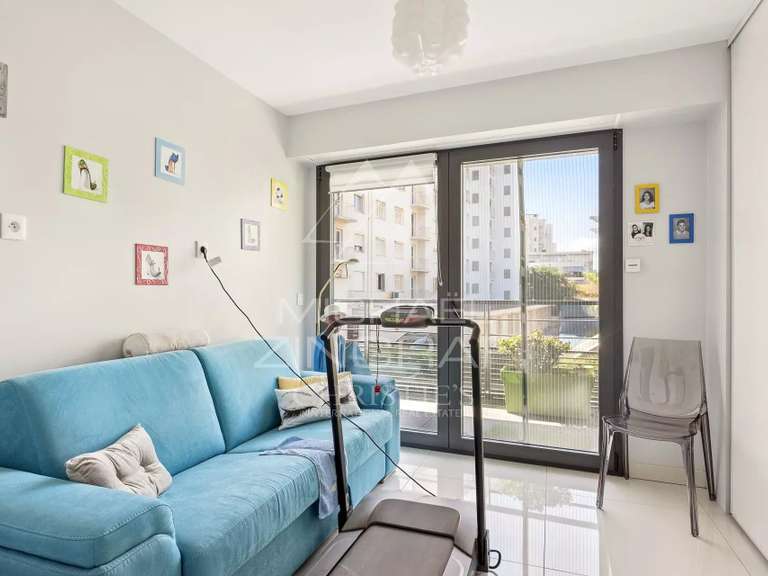 Apartment with Sea view juan-les-pins - 3 bedrooms - 128m²