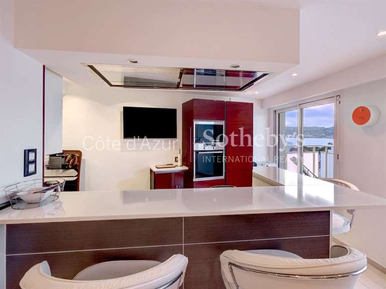 Apartment with Sea view juan-les-pins - 2 bedrooms - 114m²