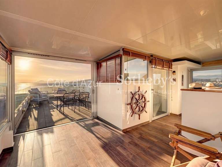 Apartment with Sea view juan-les-pins - 2 bedrooms - 114m²