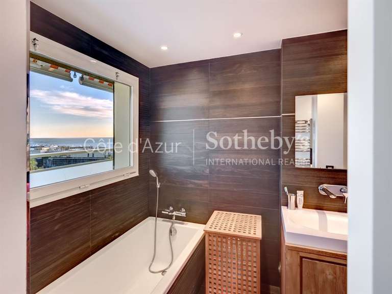 Apartment with Sea view juan-les-pins - 2 bedrooms - 114m²