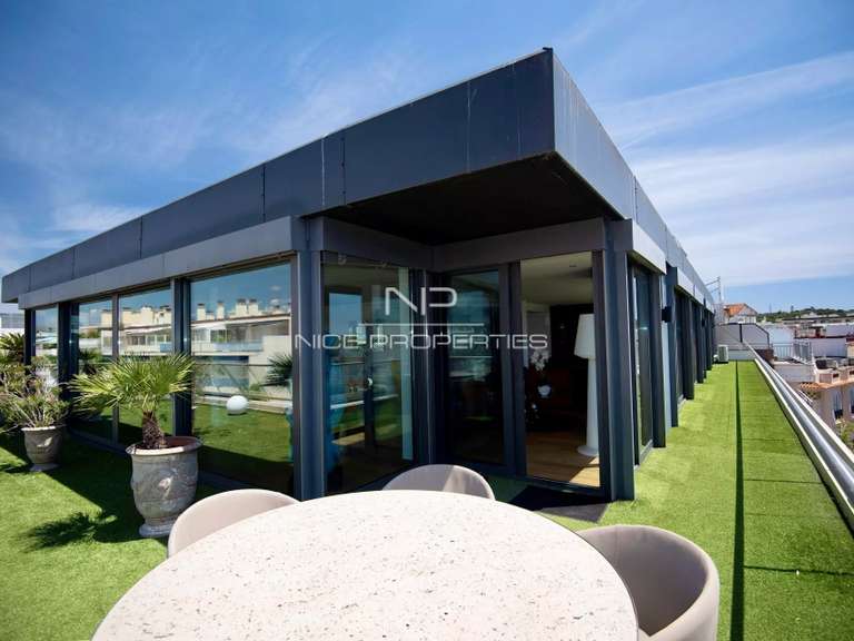 Apartment juan-les-pins - 4 bedrooms - 221m²