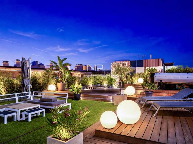 Apartment juan-les-pins - 4 bedrooms - 221m²