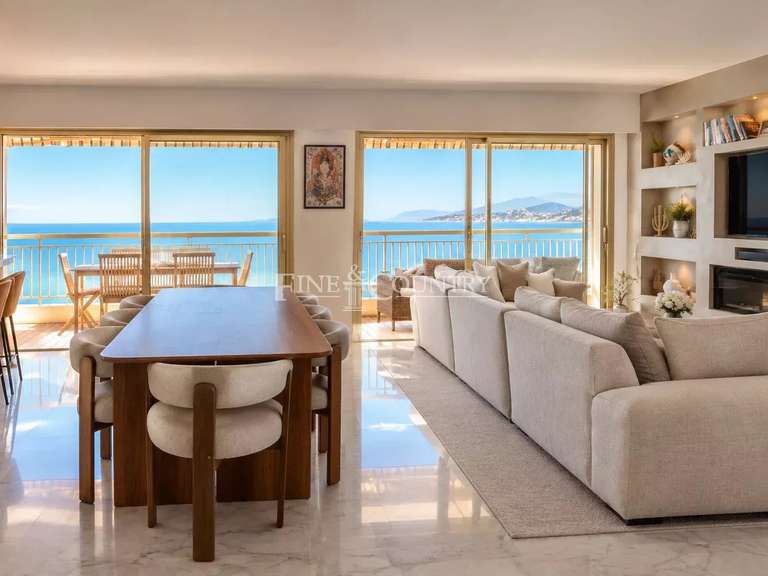 Appartement avec Vue sur mer Juan-les-pins - 4 chambres - 130m²