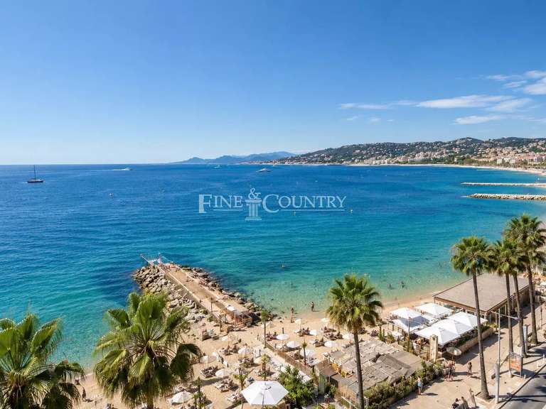 Appartement avec Vue sur mer Juan-les-pins - 4 chambres - 130m²