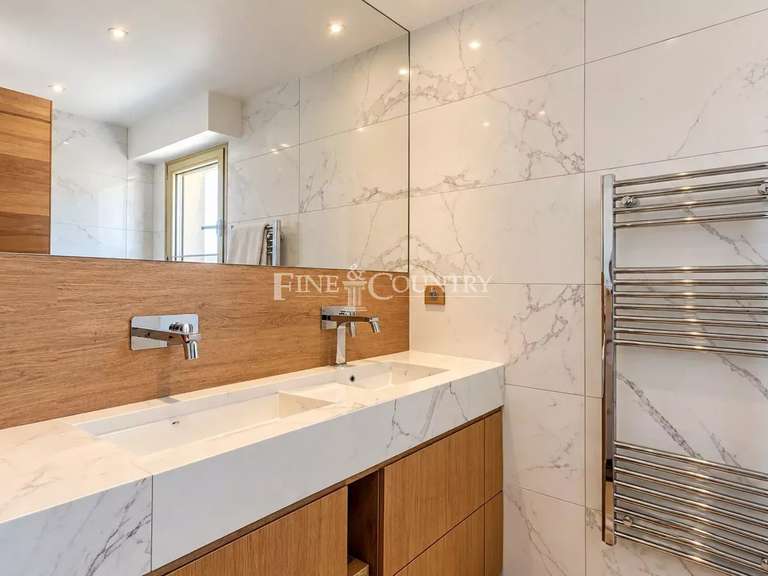 Appartement avec Vue sur mer Juan-les-pins - 4 chambres - 130m²