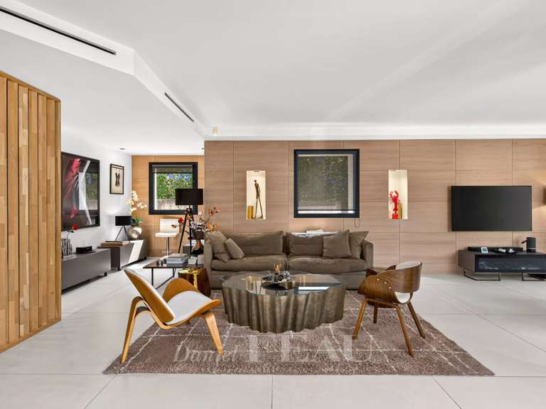 Maison Juan-les-pins - 5 chambres - 290m²