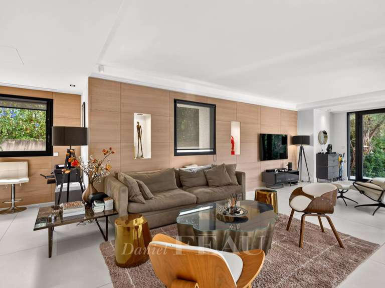 Maison Juan-les-pins - 5 chambres - 290m²