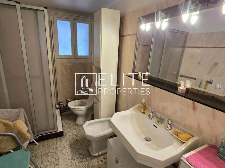 Maison Juan-les-pins - 3 chambres - 157m²