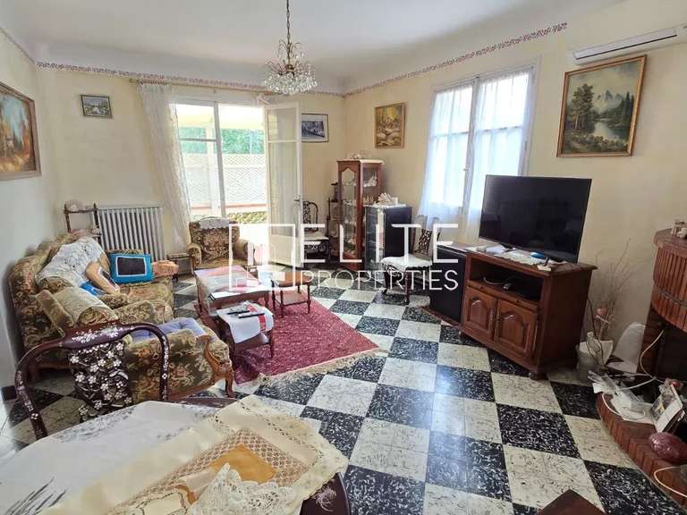 Maison Juan-les-pins - 3 chambres - 157m²