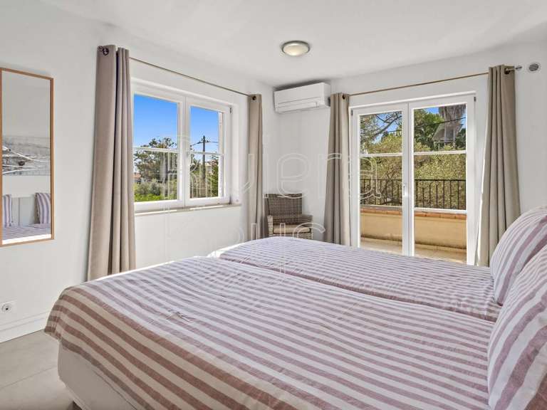 Villa avec Vue sur mer Juan-les-pins - 7 chambres - 346m²