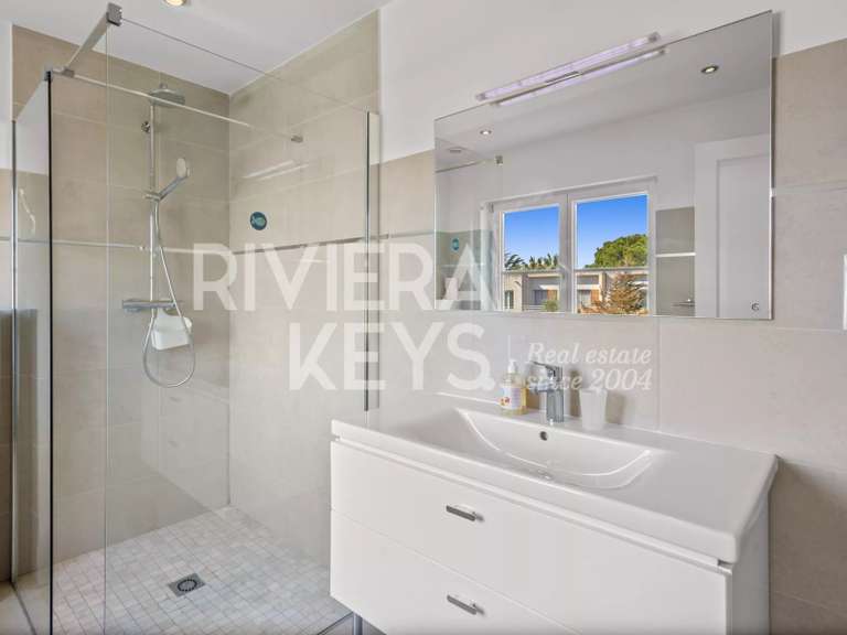 Villa avec Vue sur mer Juan-les-pins - 7 chambres - 346m²