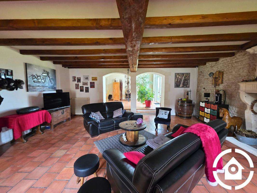 Maison Juillac-le-Coq