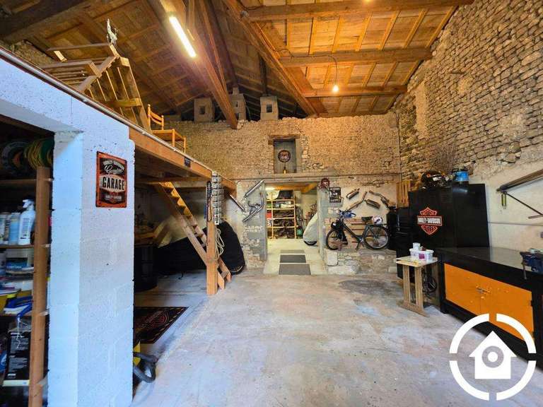 Maison Juillac-le-Coq - 4 chambres