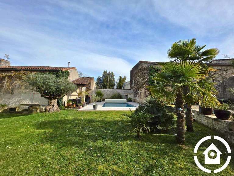 Maison Juillac-le-Coq - 4 chambres