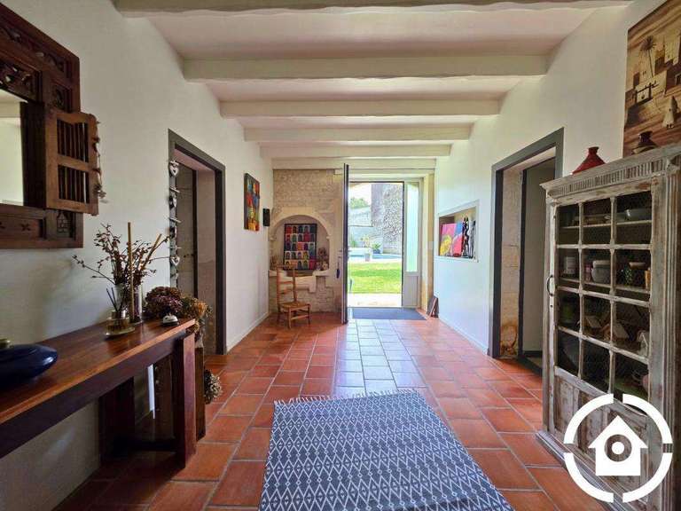 Maison Juillac-le-Coq - 4 chambres