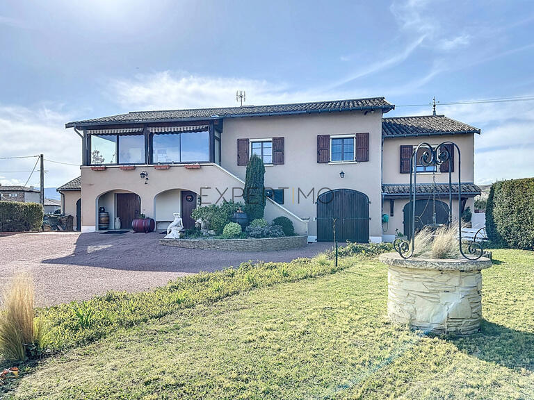 Maison Juliénas - 5 chambres - 220m²
