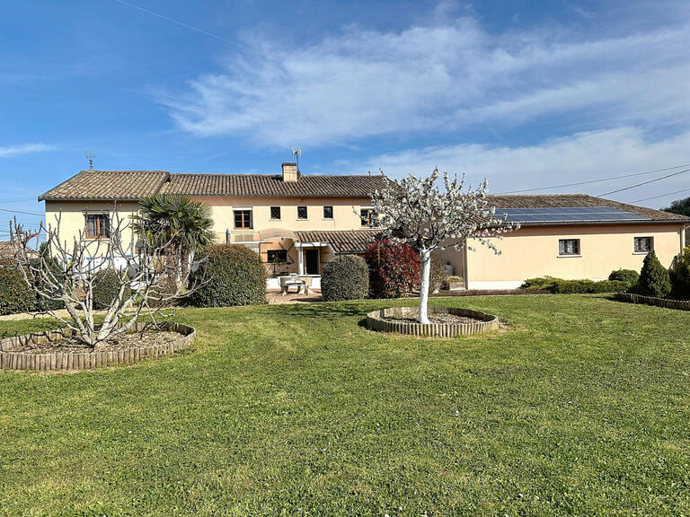 Maison Juliénas - 5 chambres - 220m²
