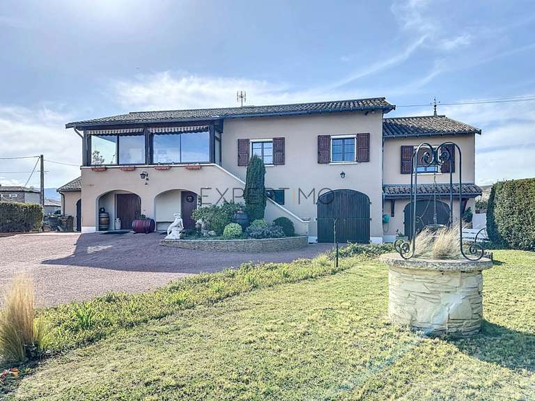 House Juliénas - 5 bedrooms - 220m²