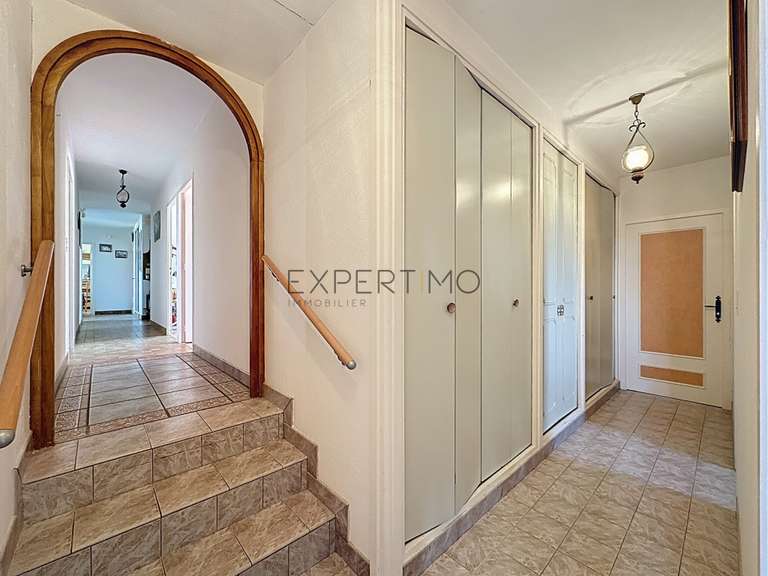 House Juliénas - 5 bedrooms - 220m²