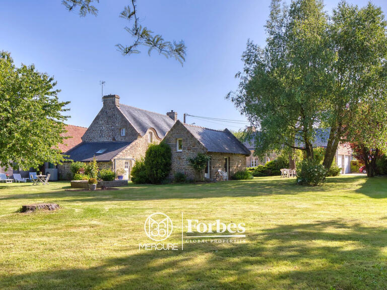 Maison Jullouville - 4 chambres - 220m²