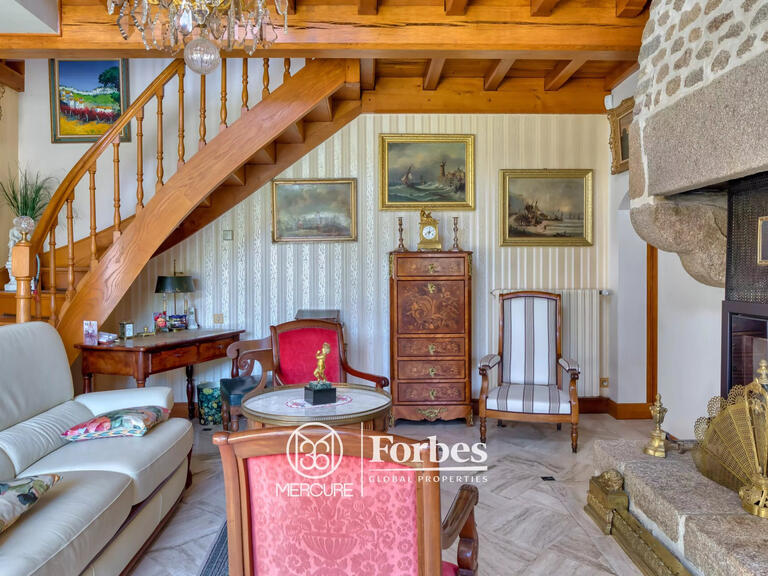 Maison Jullouville - 4 chambres - 220m²