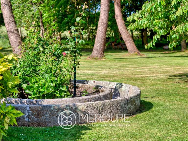 Maison Jullouville - 4 chambres - 220m²