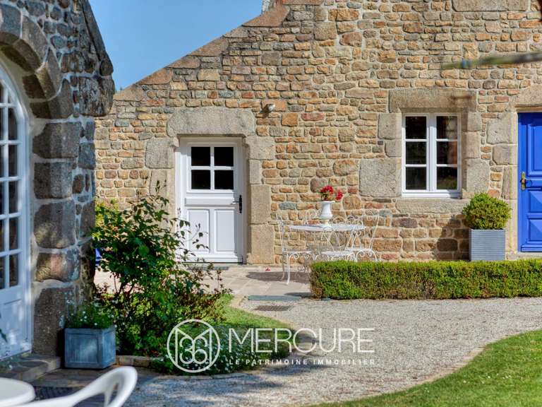 Maison Jullouville - 4 chambres - 220m²