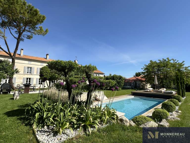 Maison Jurignac - 5 chambres - 260m²