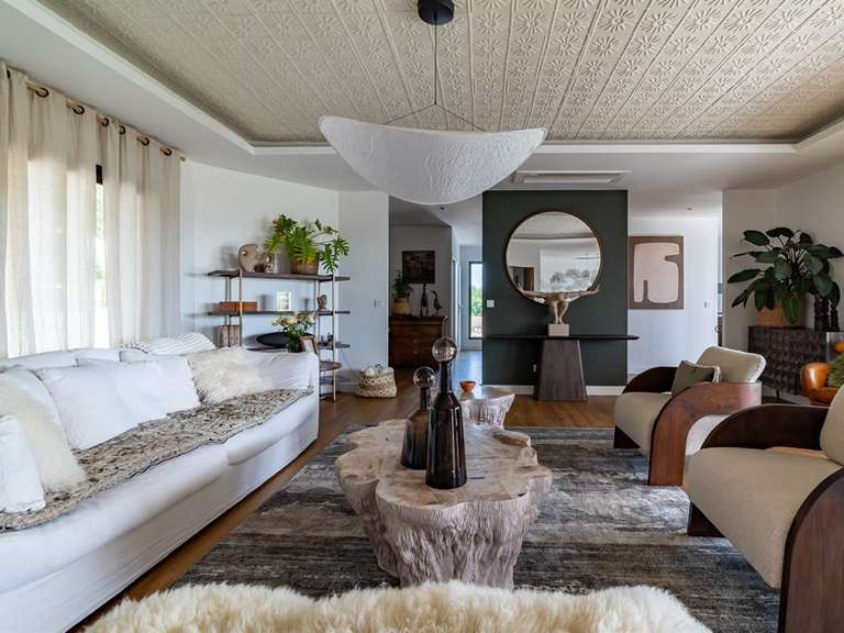 Maison Juvignac - 3 chambres - 210m²