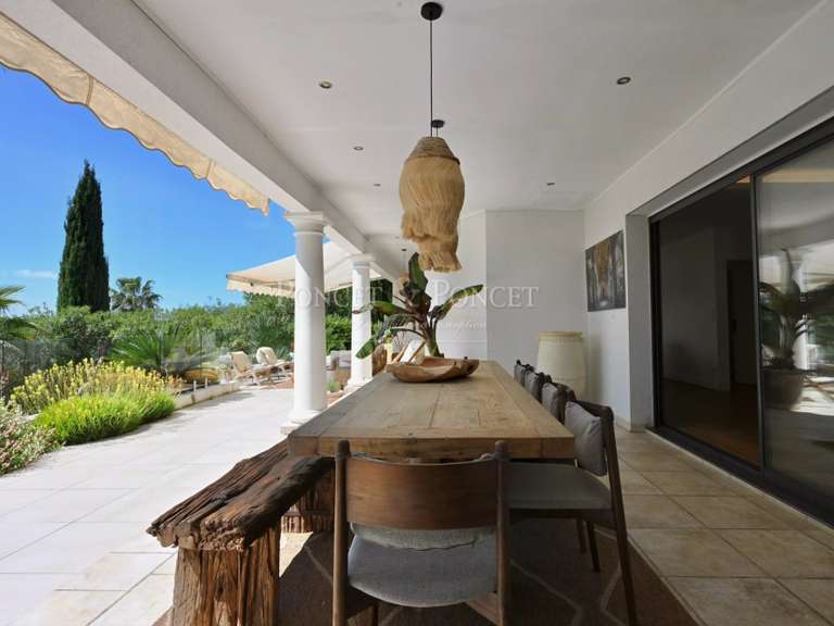 Maison Juvignac - 4 chambres - 250m²