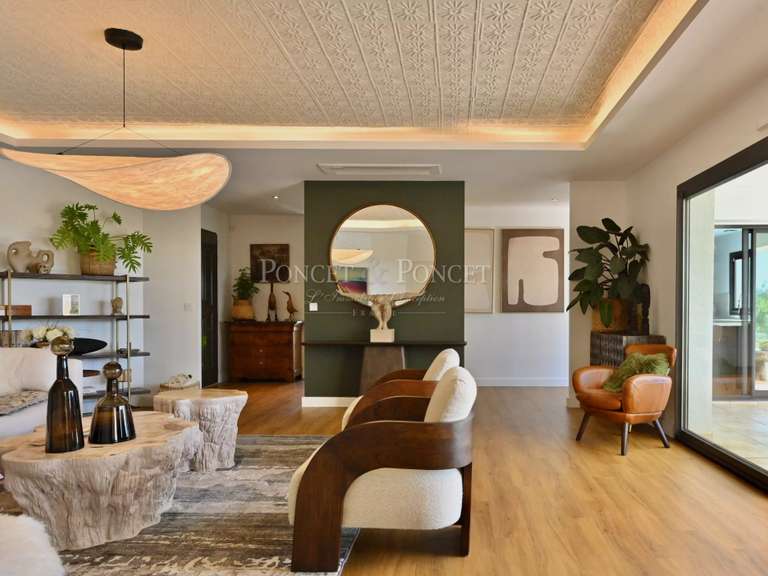 Maison Juvignac - 4 chambres - 250m²
