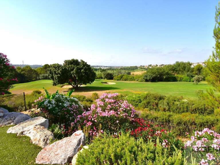 Maison Juvignac - 4 chambres - 230m²