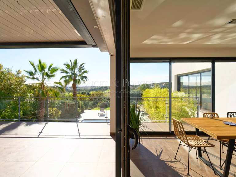 Maison Juvignac - 4 chambres - 230m²