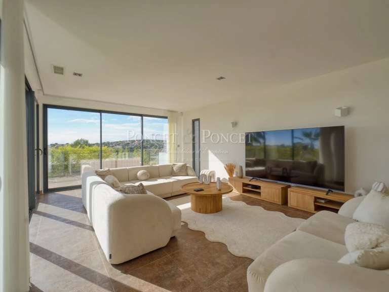 Maison Juvignac - 4 chambres - 230m²