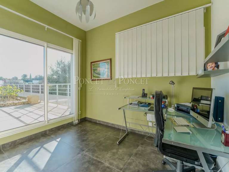 Maison Juvignac - 4 chambres - 225m²