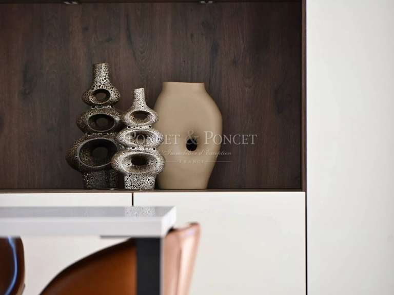 Maison Juvignac - 4 chambres - 210m²