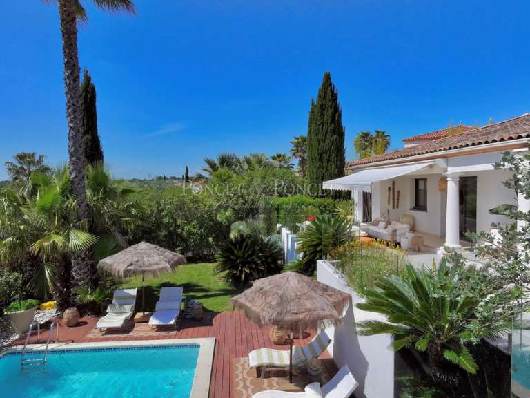 Maison Juvignac - 4 chambres - 210m²