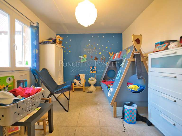 House Juvignac - 4 bedrooms - 230m²