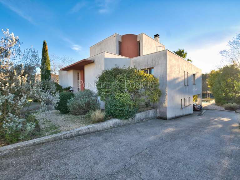 House Juvignac - 5 bedrooms - 185m²
