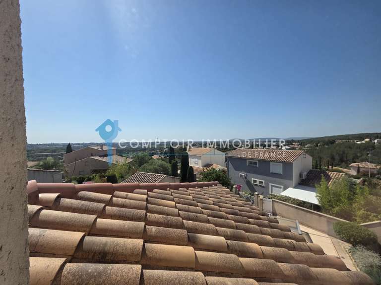 House Juvignac - 4 bedrooms - 147m²