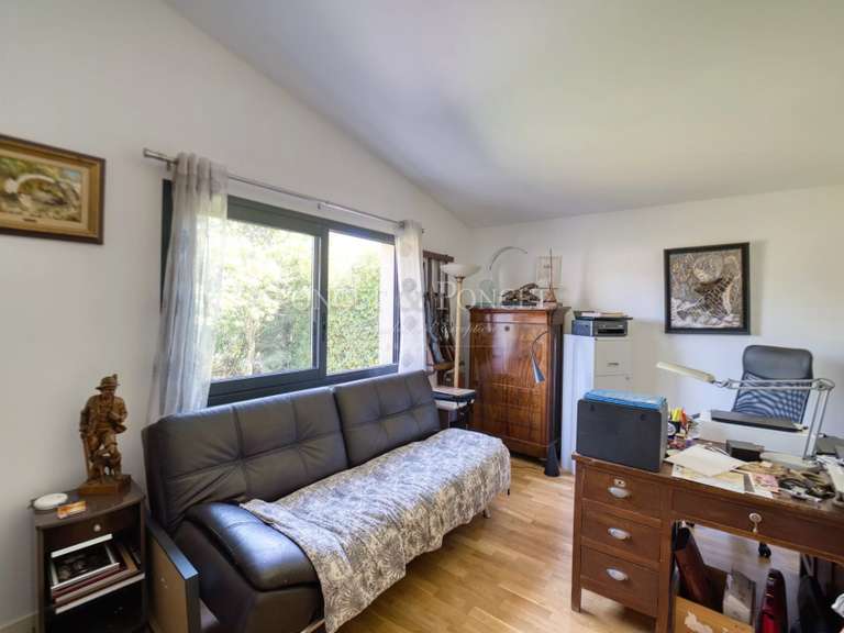 Maison Juvignac - 4 chambres - 318m²