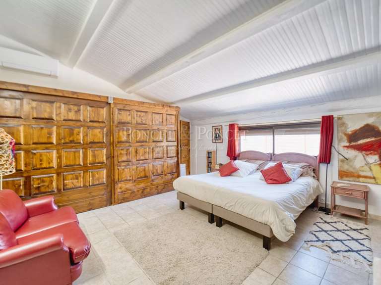Maison Juvignac - 4 chambres - 318m²