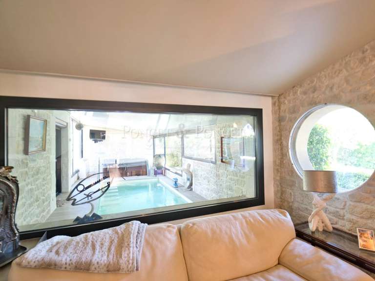 Maison Juvignac - 4 chambres - 318m²
