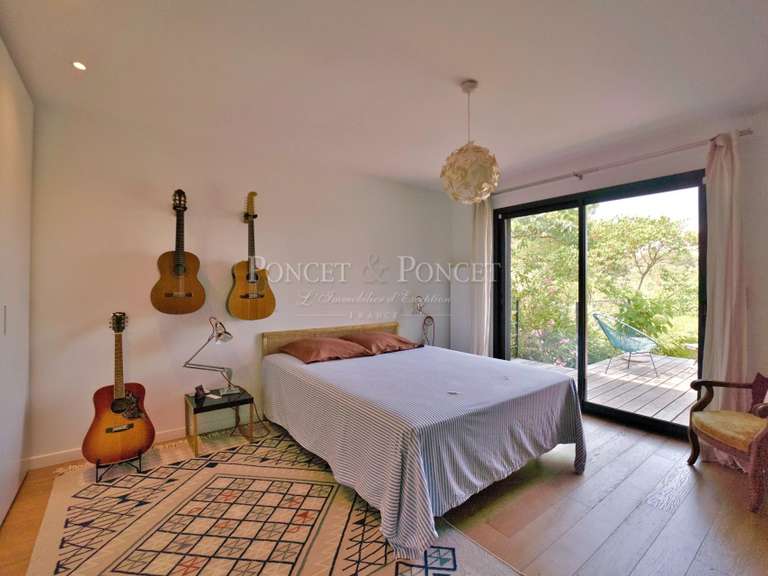 Maison Juvignac - 4 chambres - 200m²